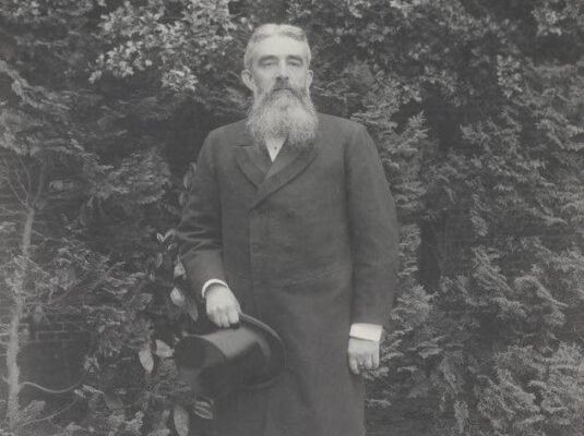 Photograph of Willem Hendrik de Beaufort (1845-1918), Dutch Minister of Foreign Affairs and Honorary President of the Conference