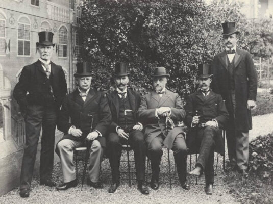 Photograph of the Swedish and Norwegian delegation at the Conference